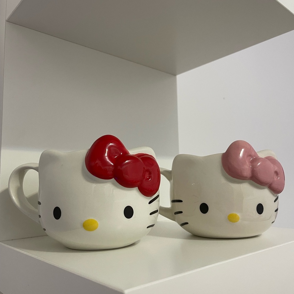 Hello Kitty Bow Accent Mug Pair - Red and Pink